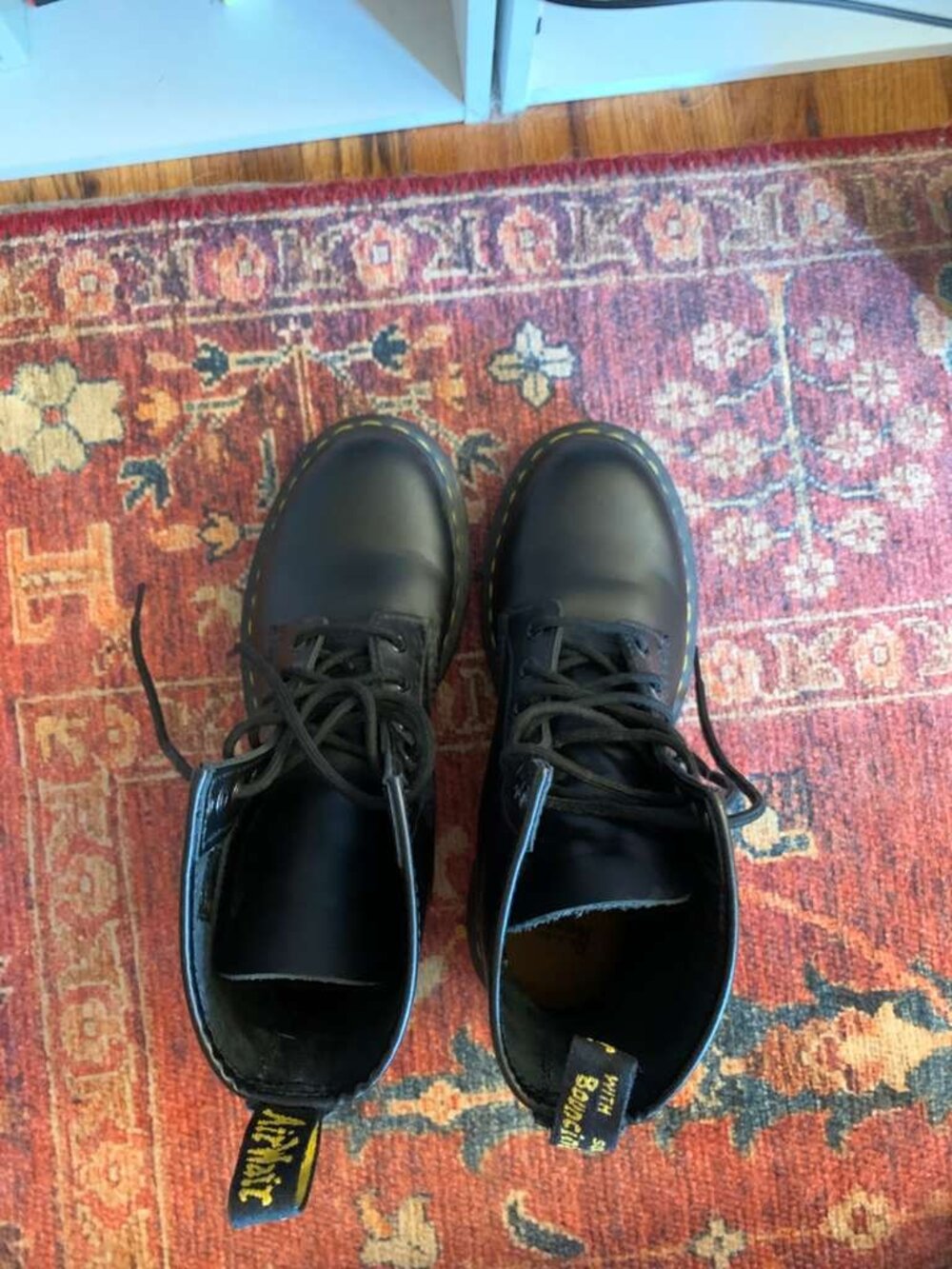 Black Doc Martens boots - excellent condition! - Picture 4 of 8